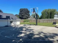 Spacious 5-bedroom Allouez Home - 6 min drive to Lambeau