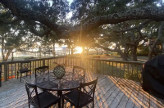 Sunsets & Serenity: Tranquil Waterfront Escape on the Ochlockonee in Panacea