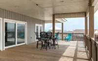 Steps from the Beach! Water view from each bedroom! Great for multiple families!