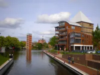 Ruhige Apartment mit Terrasse im Zentrum Emdens Hotels in Emden