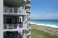Beach Colony East Resort 5th Floor 3-Bedroom Condo Directly on Navarre Beach