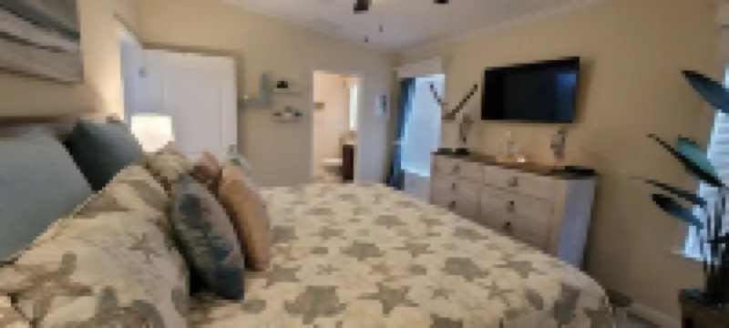 Beautiful Gulf Access Deep Canal Home .