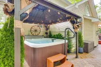 Cozy 4-bedroom house in enchanting Bushkill with private hot tub & game room