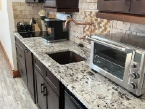 Cozy cottage just on the outskirts of Lynchburg! Hotels in Campbell County