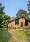 Meticulously Designed Home With Modern Vibe Conveniently Located in Jamestown NC 애덤스 팜 주변 호텔
