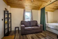 Settle in at the Petite Retreat. - Boutique