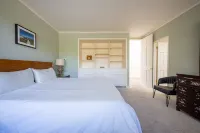 Off 17 Mile Drive Near the Lodge with Ocean Views Hotels in Pebble Beach