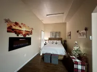 Heartland studio in North Pole, Alaska - plus extras