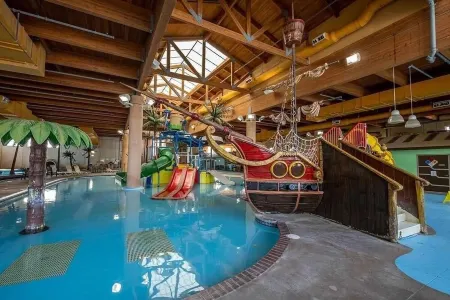 Luxury Lakefront Condo at Bridges Bay Stillwater Building!