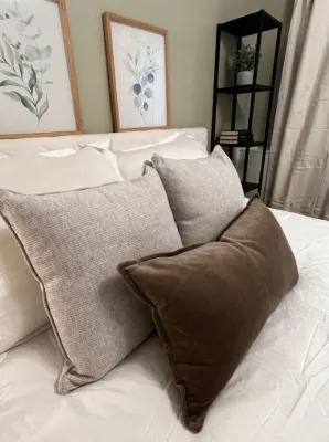 Secluded Cozy Guesthouse Office+Fireplace+W&D Hotel dekat Richmond Beach Community Park