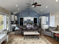 Beautiful Keuka Lake Home close to Penn Yan Hotels in Yates County