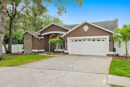 Toucan Luxury Oasis - Heated Pool and Spa Option