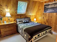 Cozy loft apartment with deck, nestled in the Adirondacks