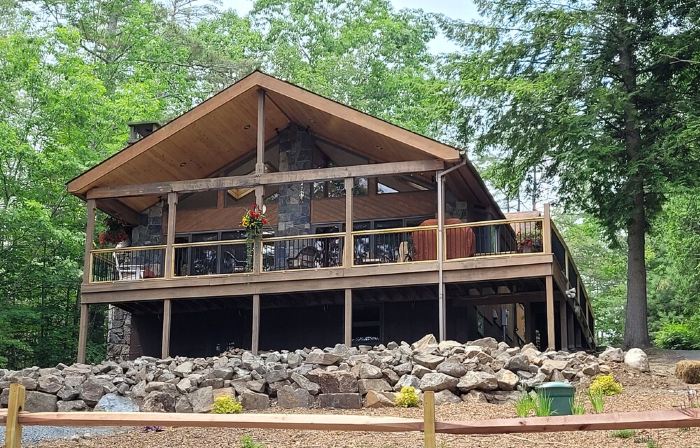 Beautiful Lake House on Schroon Lake with private beach and dock slip-4bed/4bath
