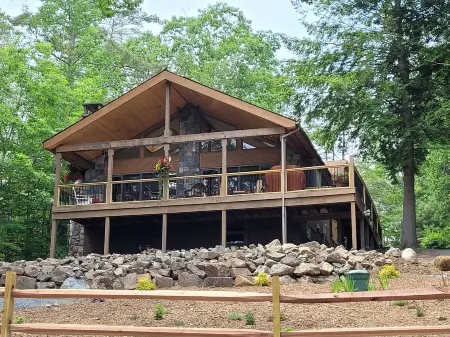 Beautiful Lake House on Schroon Lake with private beach and dock slip-4bed/4bath