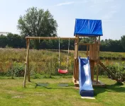 Situated villa with all the comforts, right next to a small lake - Lakeside