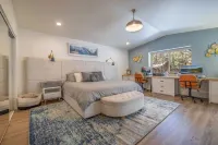 Modern Chalet W/Spa Centrally-Located In The Heart Of Big Bear! Dogs Welcome!