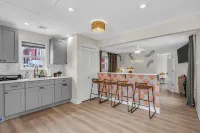 Coral Door Inn - Outdoor Shower - 3 Blocks to the Beach - Beach Badges Included Hotels in Seaside Heights