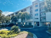 Renovated beach front condo in amenity-filled Duneridge