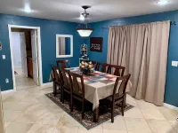 HUGE Family/Team/Group Luxury Home, Pets & Wheelchair Friendly, Sleeps 13-18