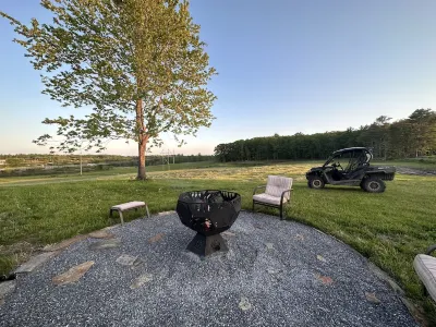 Coastal Maine Cozy Farmhouse for Family Vacations & Wedding Ceremonies Hotels near North Of The Border