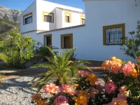 Large Andalucian villa with pool, stunning views and privacy