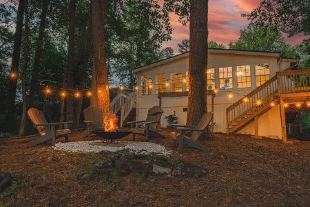 New Game Room-Snow Cones-Pet Friendly-Dock-Fire Pit-Kayaks-Paddleboards-