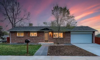 Clean Cozy Chic - Easy Access to Denver - Great for Families Hotels near 88th Mall