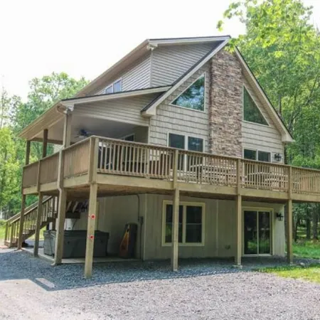 12 Person Retreat! Hot Tub! By Skiing, Pool, Lake. Dog Friendly- bring everyone!