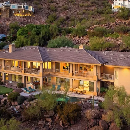 8Br Camelback Villa - Mountain Views, Pool, Spa, Theater & Outdoor Living