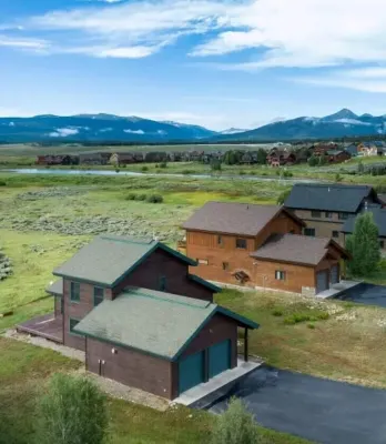 Mountain Retreat near Winter Park and Grand Lake with Private Hot Tub!