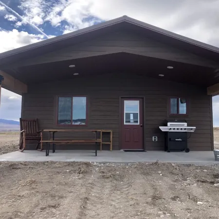 Shedhorn Cabin #3 of 3 - 1 BEDR & Full RV Hookups