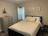 Cozy House Close to Everything You Need for a Comfortable Stay. Hotels near Columbus Metropolitan Airport