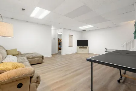 Lake view and lakes access home on Lake Chatuge -mountain view -spacious home.