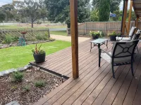 Holiday home in quiet fishing village with facilities & attractions close by. Hotels near Koala Conservation Reserve