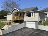 Traveler’s Rest » Beautifully-Renovated Retreat - 3 stjerner