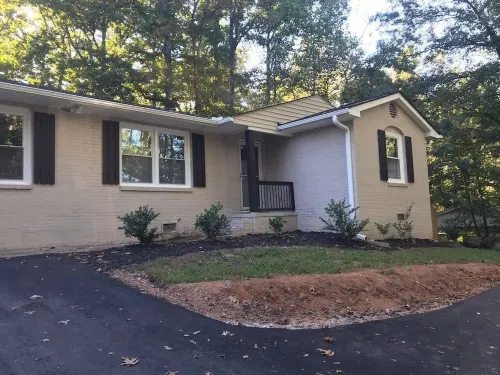 13 Retreat to stylish home in Greenville 4 BD/3BTH - Bungalows