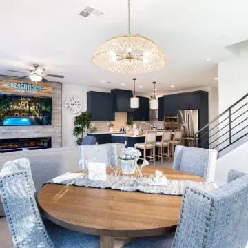 Heritage District Oasis, 300 steps from downtown Gilbert amenities. -Lot 8