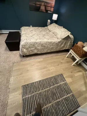 Large Govt hill studio-near  downtown Hotels in Anchorage