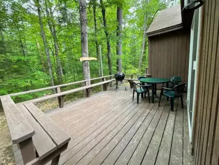 Loose Moose Lodge - Attitash, StoryLand, N. Conway Отели в г. Бартлетт