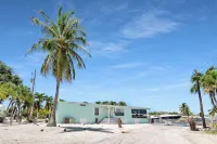 Paradise on main canal with spectacular sunset