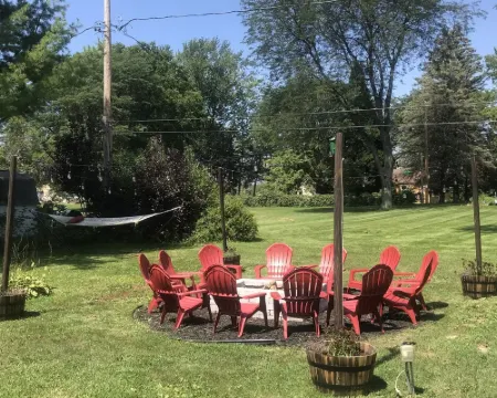 Executive Brown Deer Home with 4 Bedrooms 6 Beds 2.5 Baths Big Screen Media Room Hotels in Brown Deer