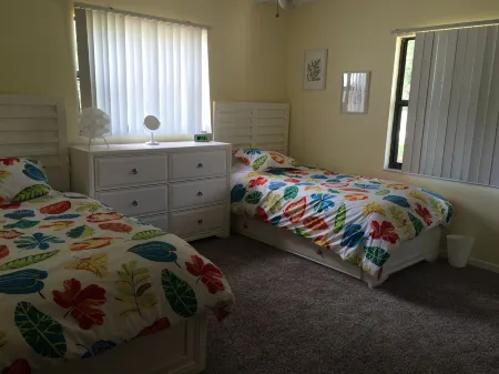 Stunning Lake Front Home on Lake Whistler - Perfect for all the Family to Enjoy!