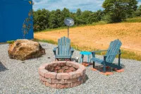 Aladdin Inspired Cabin Hot Tub Pet Friendly 3 Miles from Hocking Hills State Pk