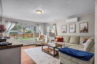 Pet & Family Friendly Downtown Montrose-20 Minutes to Black Canyon National Park Hotel a Montrose