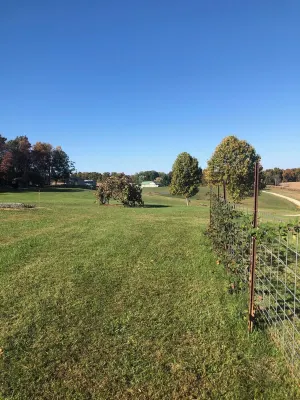 Two Furnished Cabins Minutes from Patoka Lake and French Lick. Book 1 or 2