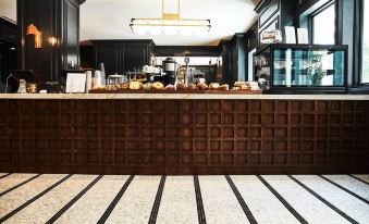 The Adolphus, Autograph Collection