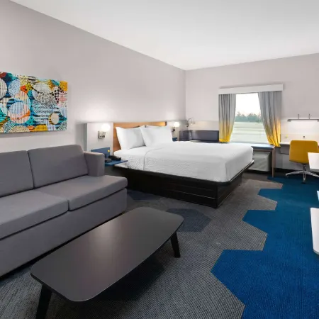 Microtel Inn & Suites by Wyndham Olive Branch