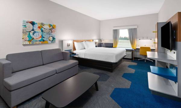 Microtel Inn & Suites by Wyndham Olive Branch
