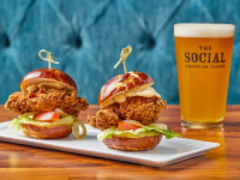 ヒルトン ガーデン イン ミルウォーキー ダウンタウン ミルウォーキーのホテル